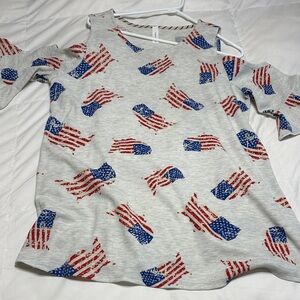 Honeyme Gray Cold-Shoulder Tee with Red & Blue Flag Print